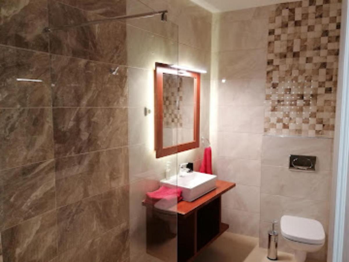 Staff House Bed & Breakfast Nyiregyhaza Ngoại thất bức ảnh