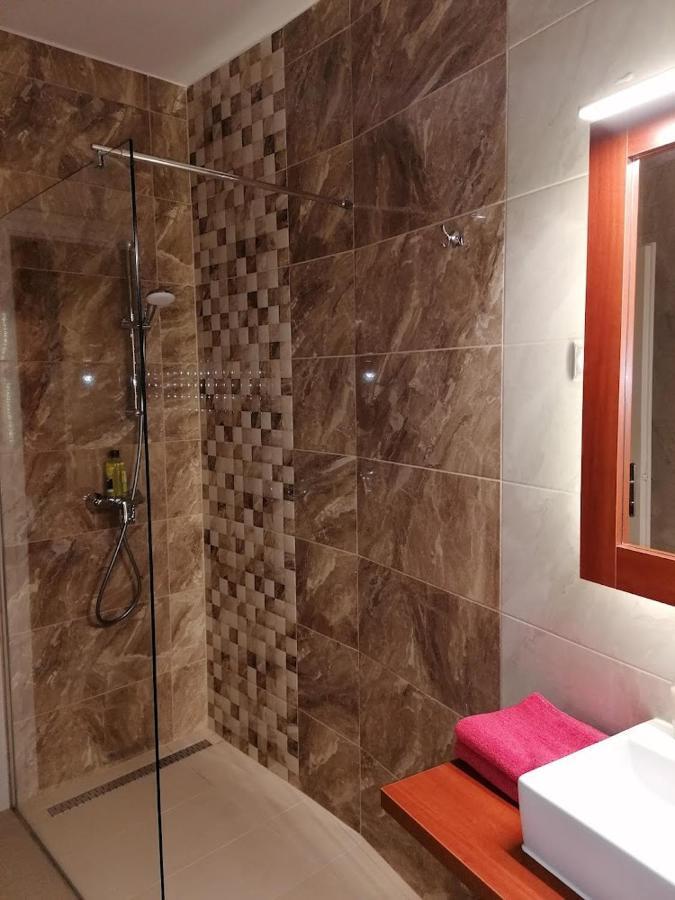 Staff House Bed & Breakfast Nyiregyhaza Ngoại thất bức ảnh